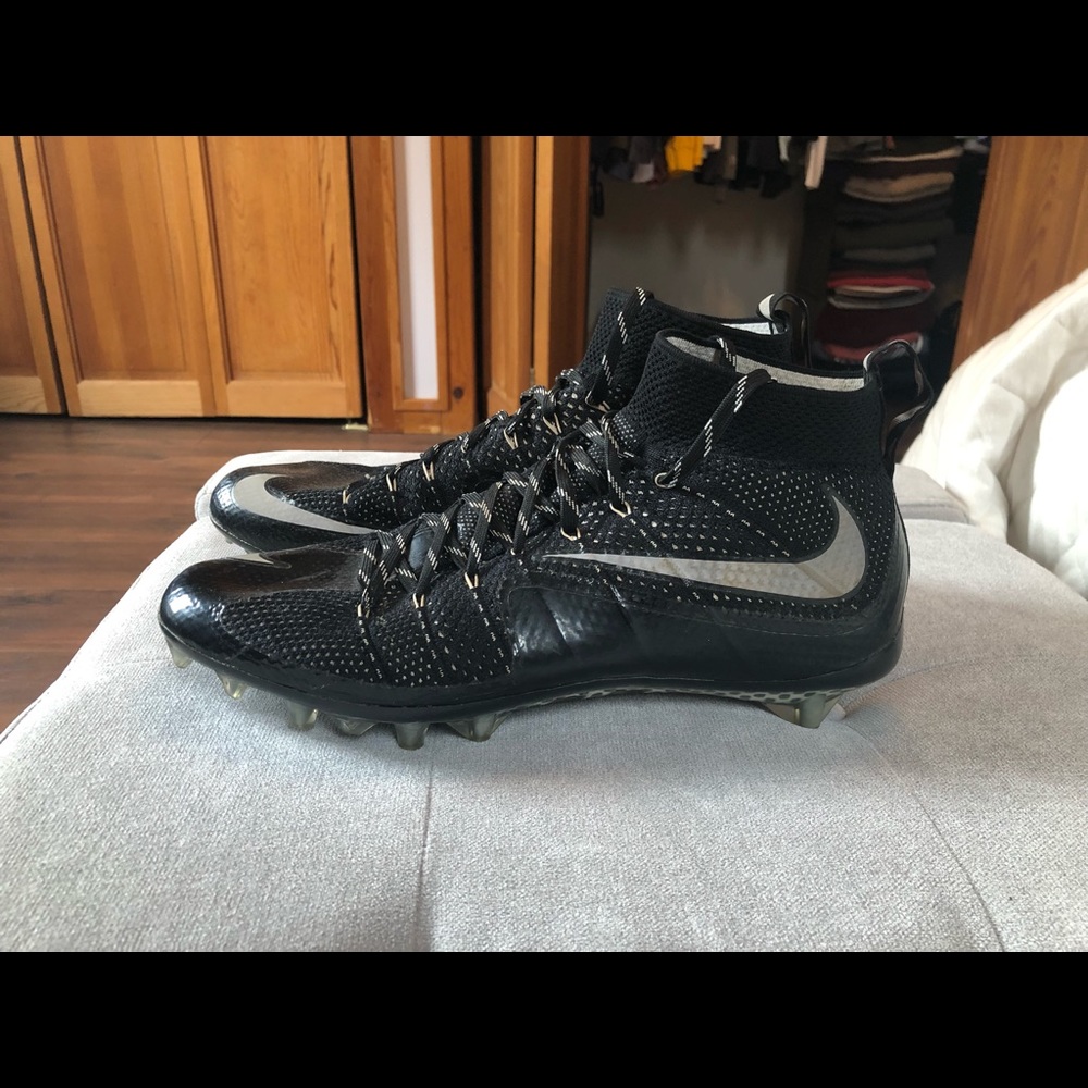 Nike Vapor Untouchable Flyknit Football Cleats M12
